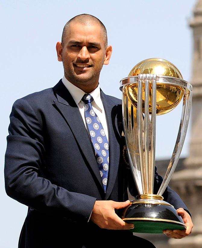 MS dhoni profile pic